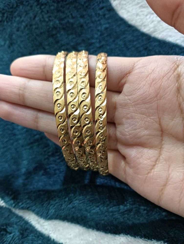 Golden Bangle Set