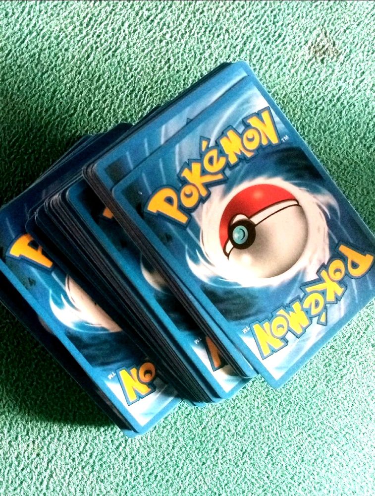 Pokemon Card Lot 70+pcs