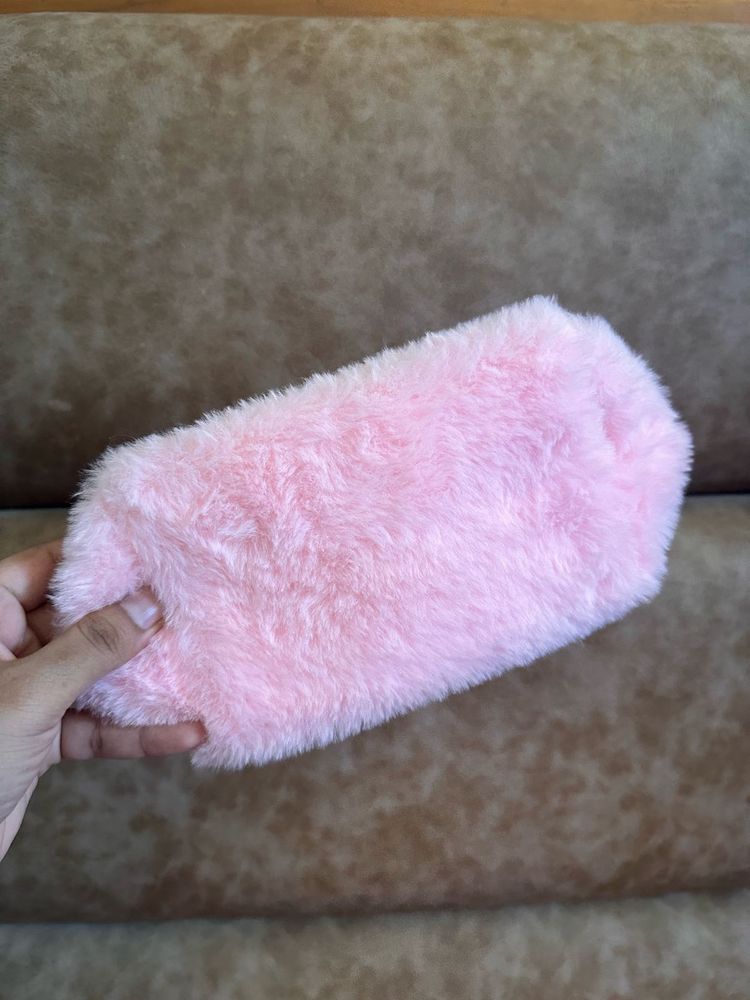 Cute Travel Pouch - Pink Faux Fur