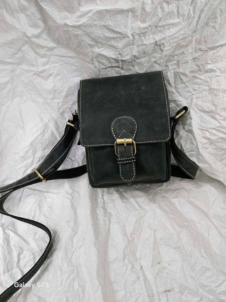 Vintage Style Leather Crossbody Bag
