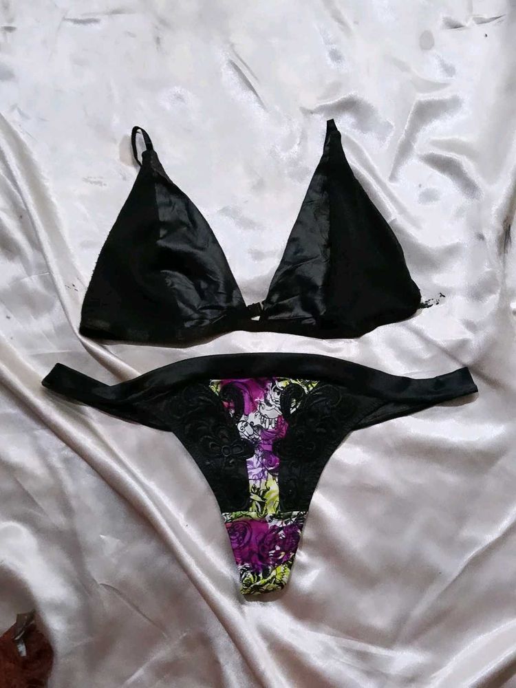 Black Bikini Set