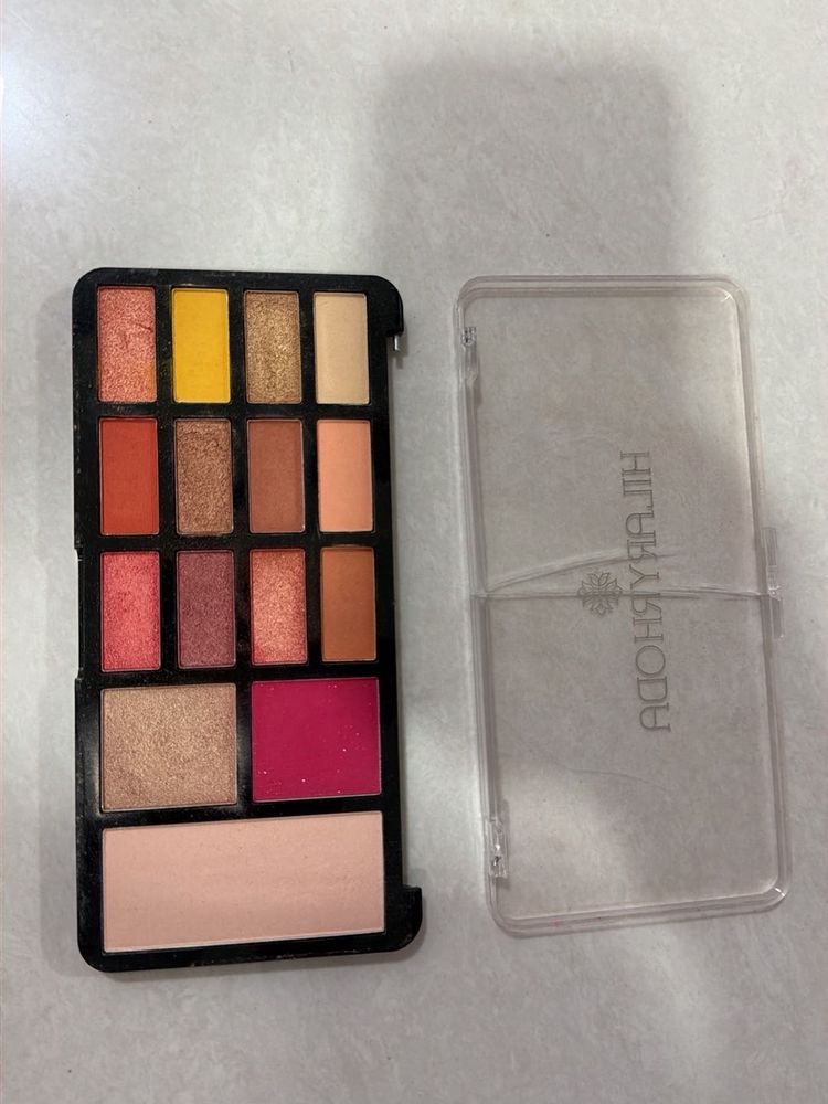 Multi-color Eyeshadow Palette