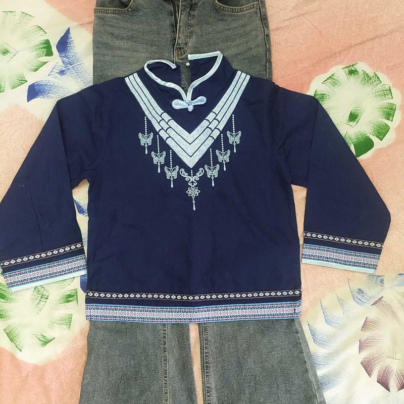 Cheongsam Embroidered Top