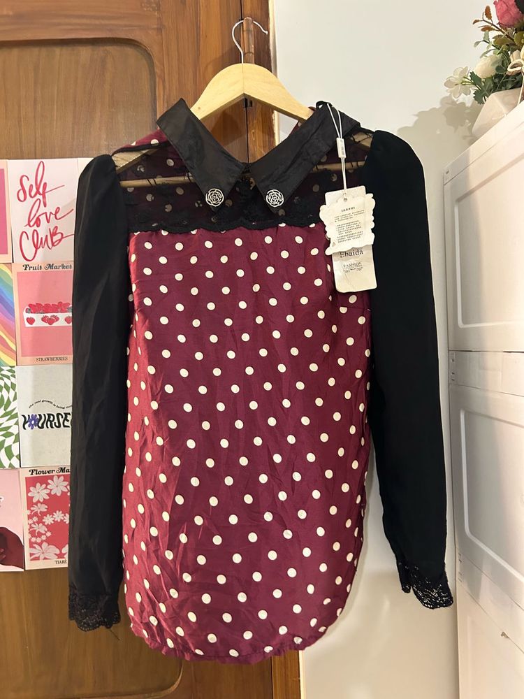 Chic Polka Dot &amp; Lace Blouse