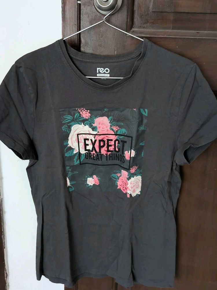 Reo "Expect Great Things" Graphic T-Shirt