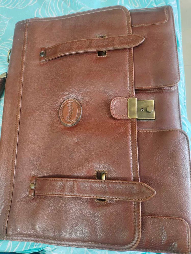 Vintage Brown Genuine Leather bag