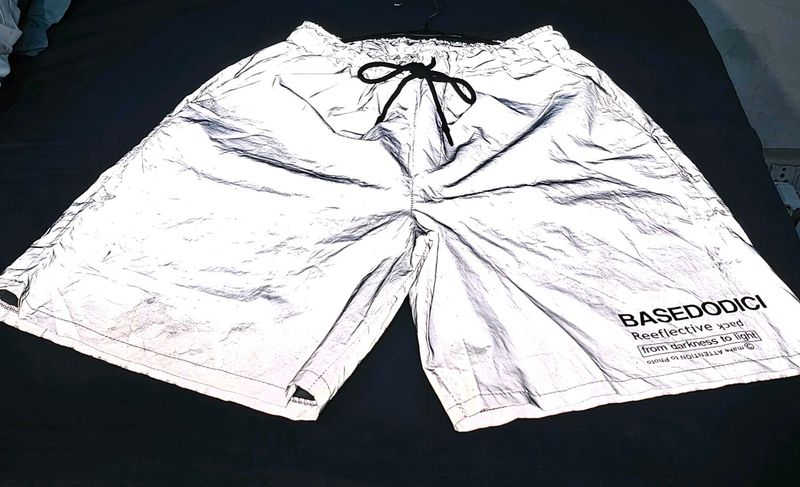 BASEDODICI Reflective Oversized Shorts | Grey
