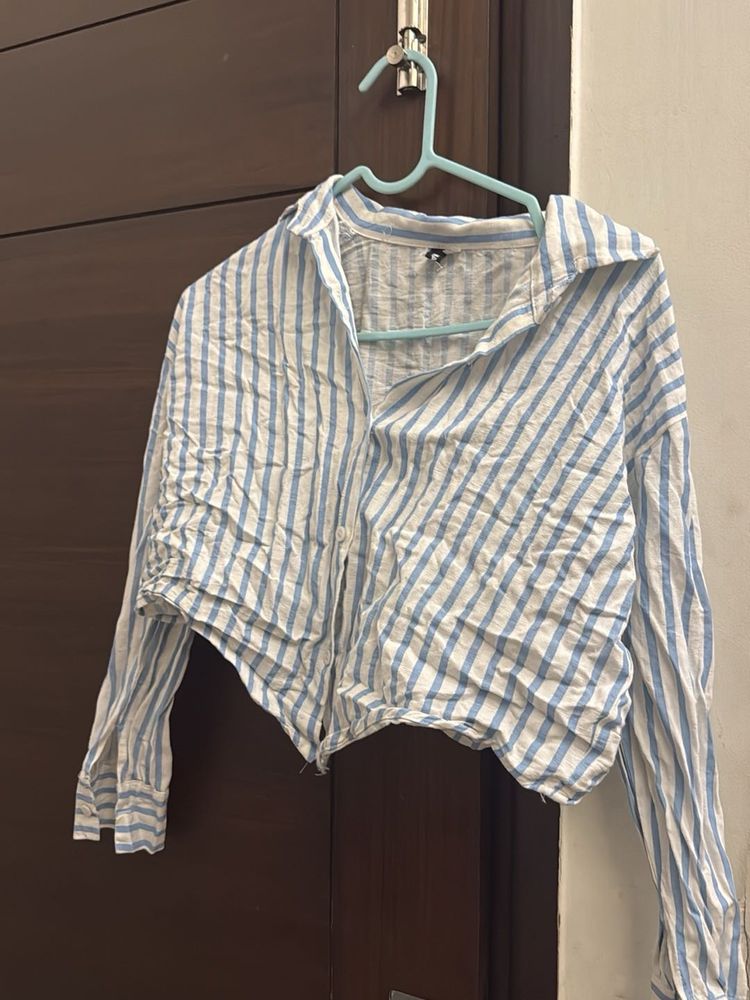 Chic Striped Cropped Shirt