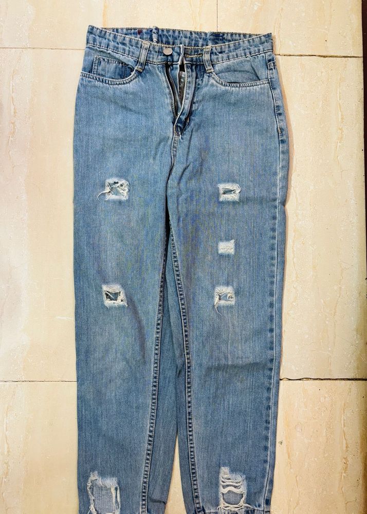 Distressed Light Wash Denim Jeans🥳