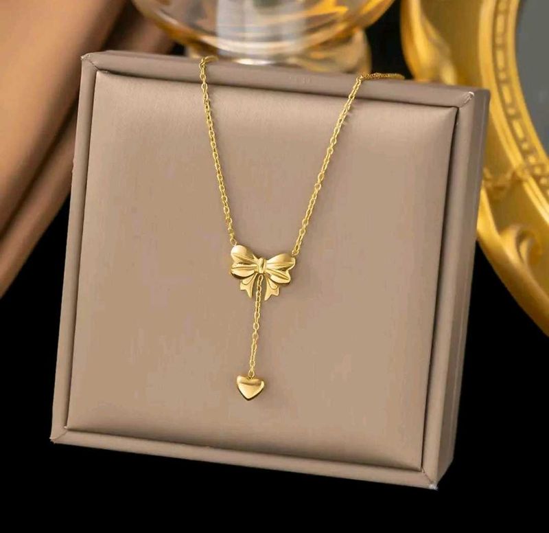 Gold Bow &amp; Heart Necklace