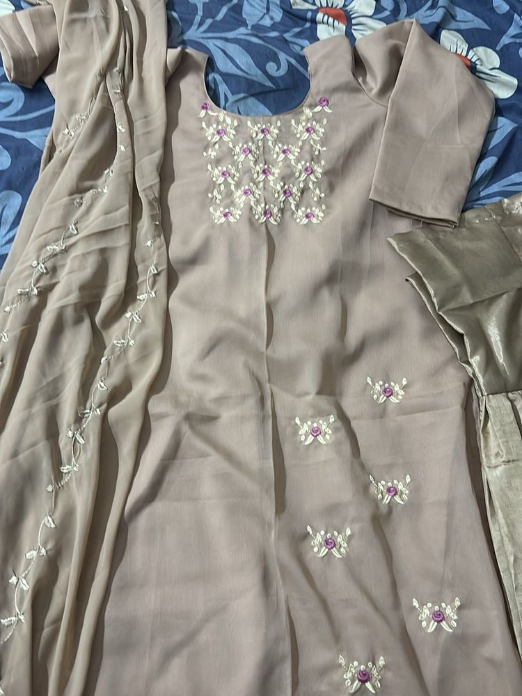 Elegant Embroidered Kurta Set