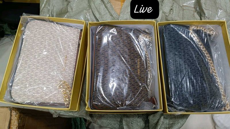 MICHEAL KORS*( COPY) TERI SHOULDER ANY 1 AT 2199 W