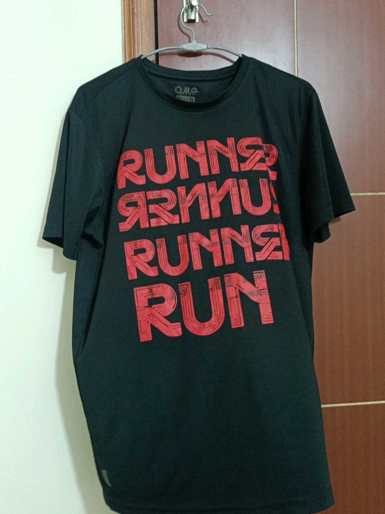 Men's Runner Graphic T-Shirt