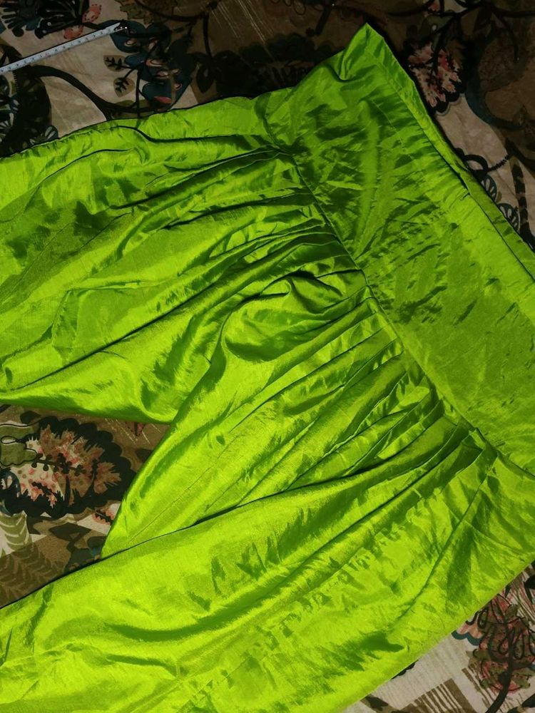 Vibrant Green Embroidered Kurta