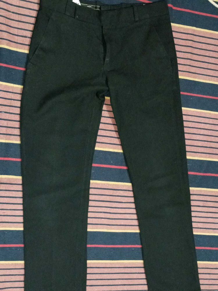 Classic Black Men's Chinos