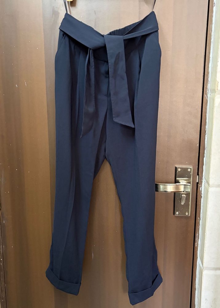 Chic Navy Tie-Waist Pants
