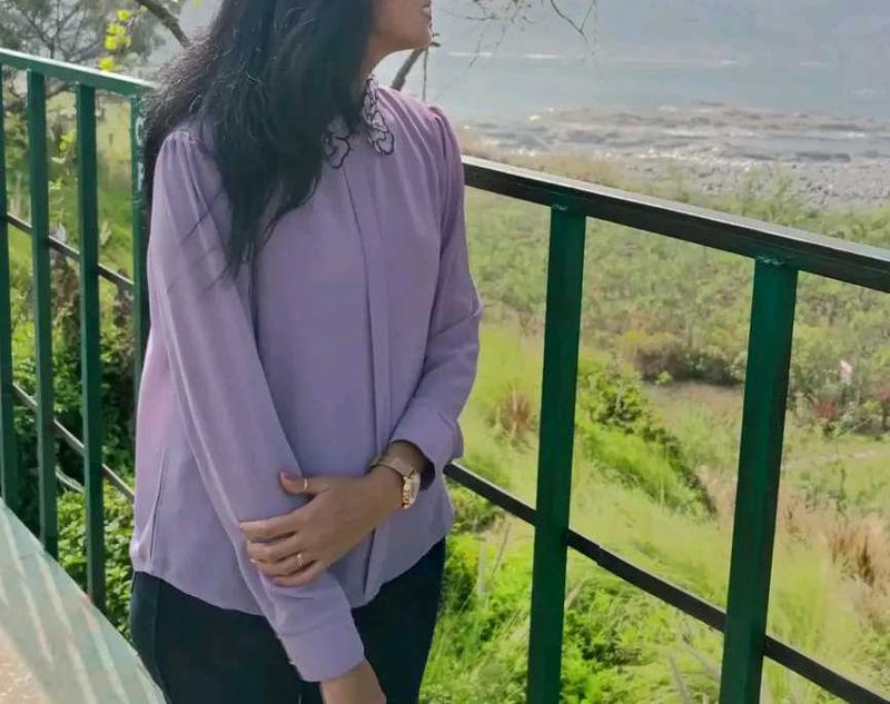 Women's Lilac tops