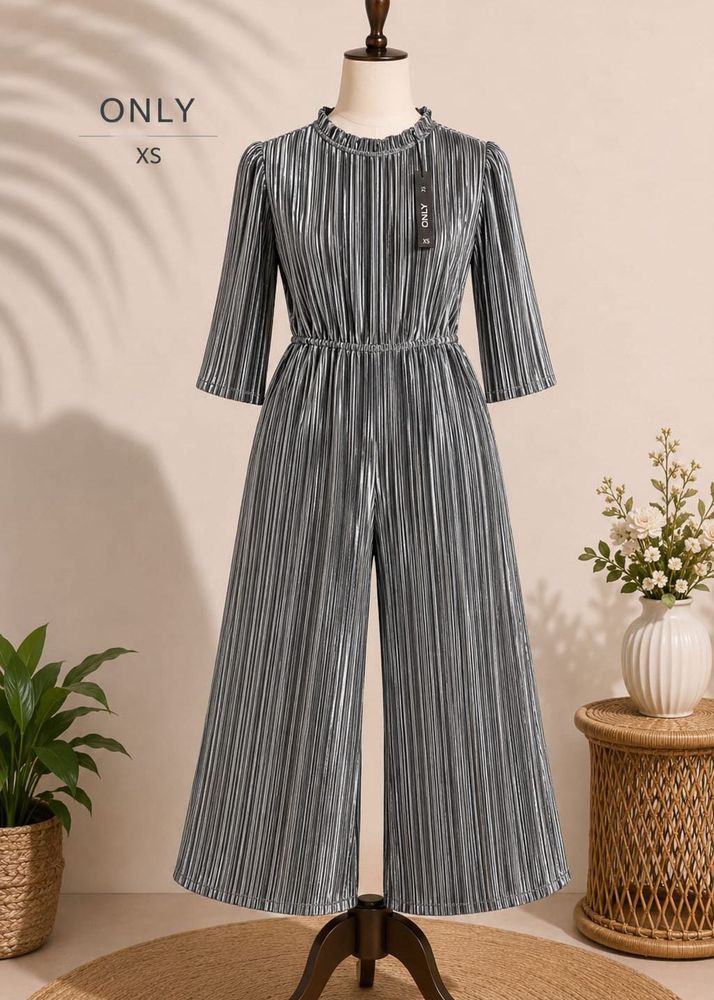 ONLY Silver Pleated Velvet Jumpsuit