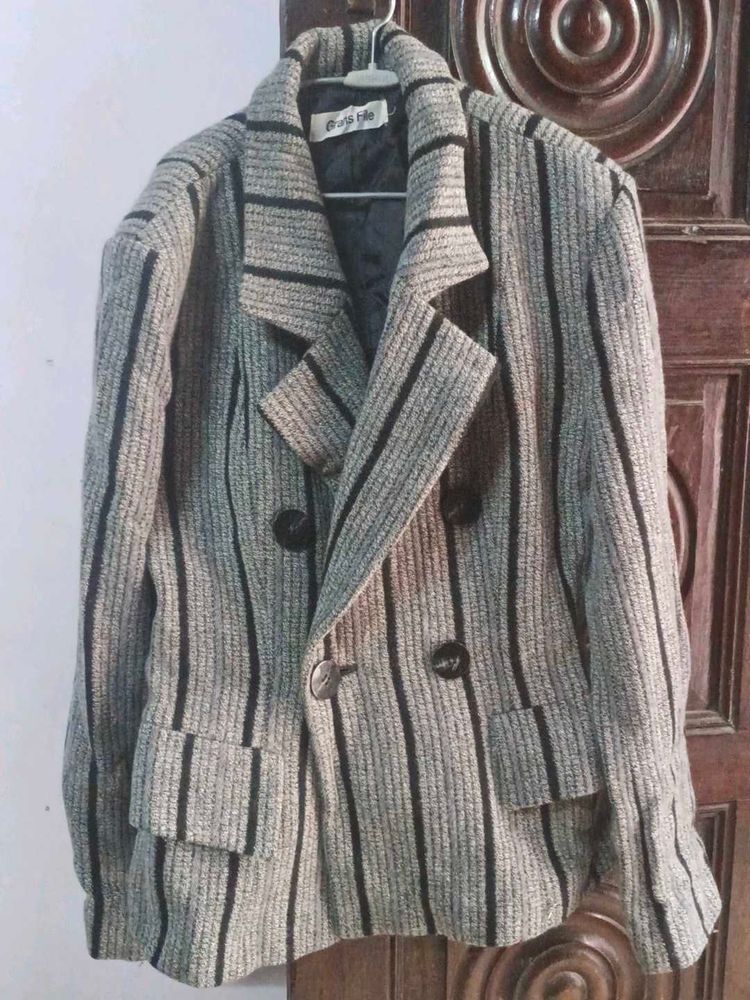 Striped Blazer - Stylish Outerwear