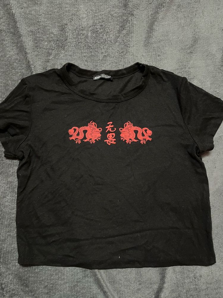 Black Dragon Print Crop Top