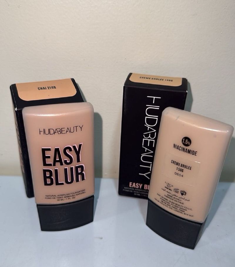 Huda Beauty Easy Blur Foundation
