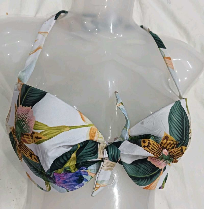 🪔 Floral Print Bikini Top