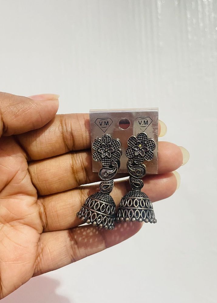 Elegant Oxidized Jhumka Earrings