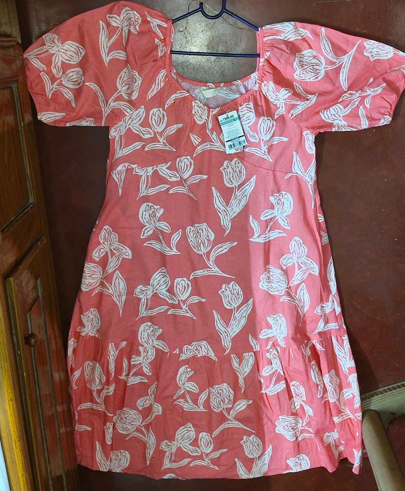 Max Floral Print Short Sleeve Dress