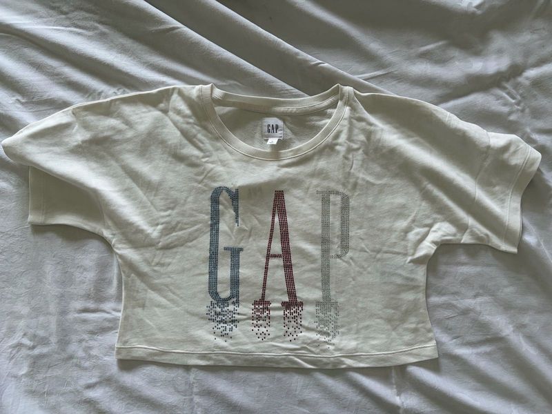 GAP Graphic Cropped T-Shirt