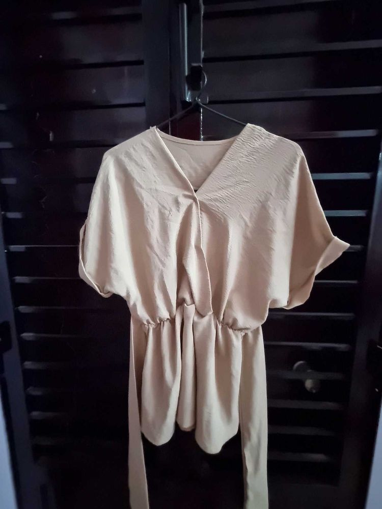 Elegant Beige V-Neck Kimono Sleeve Top