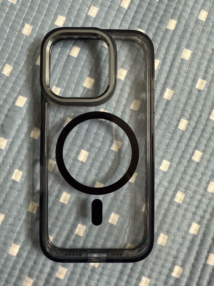 branded iphone 16pro cover