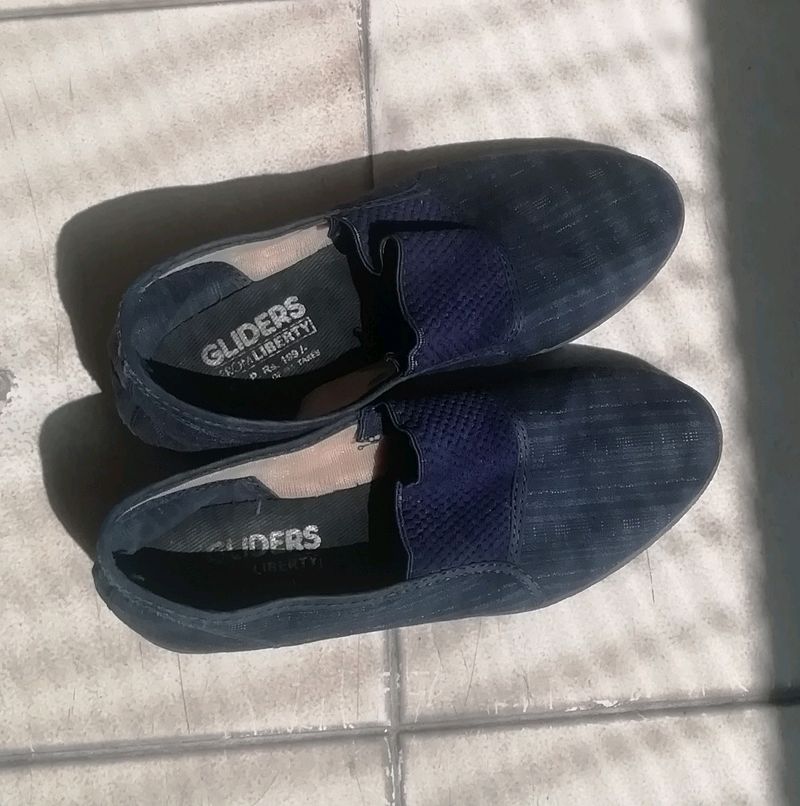 GLIDER shoes