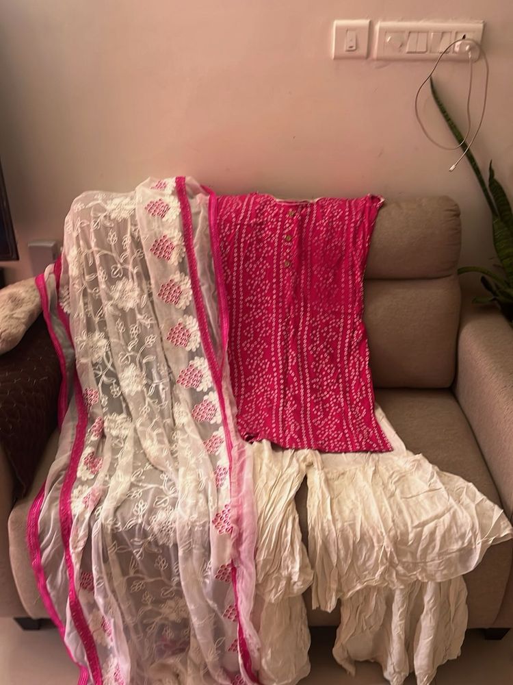 Pink Bandhani Kurta Set with Dupatta