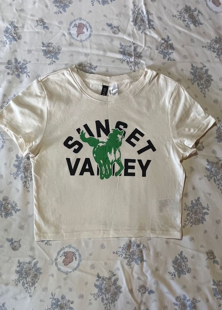 Cream Sunset Valley Graphic T-Shirt
