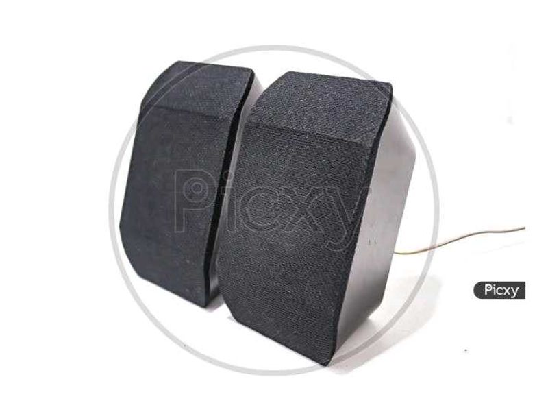 Intex Speaker's Working Conditions