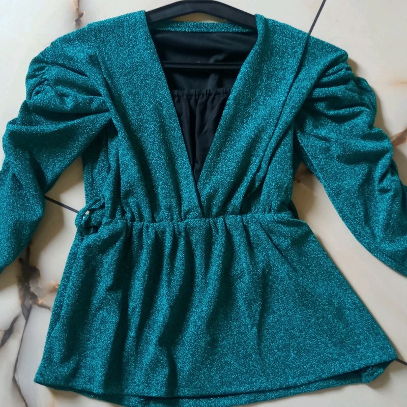 I Have Many Clothes With Same Colour.