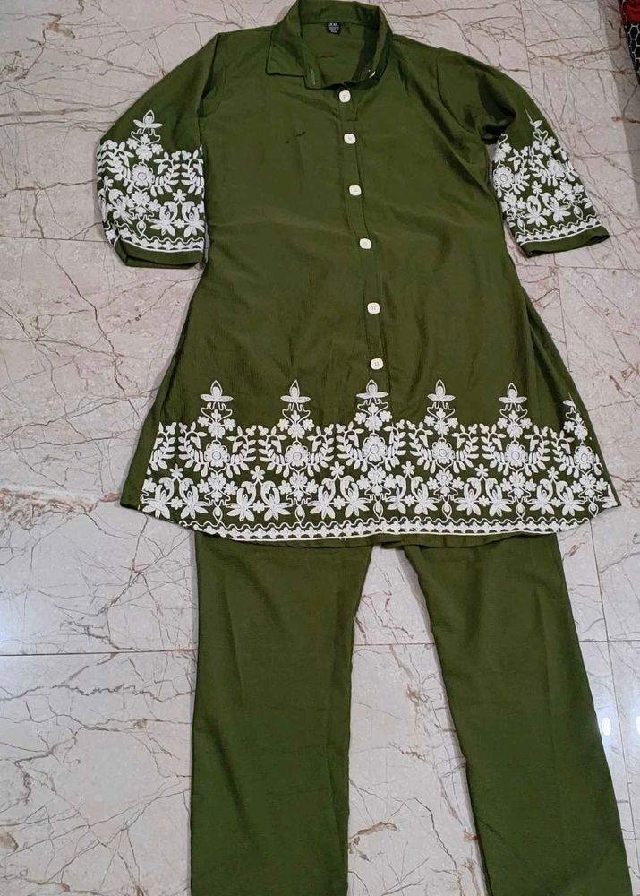 Embroidered Kurta Set