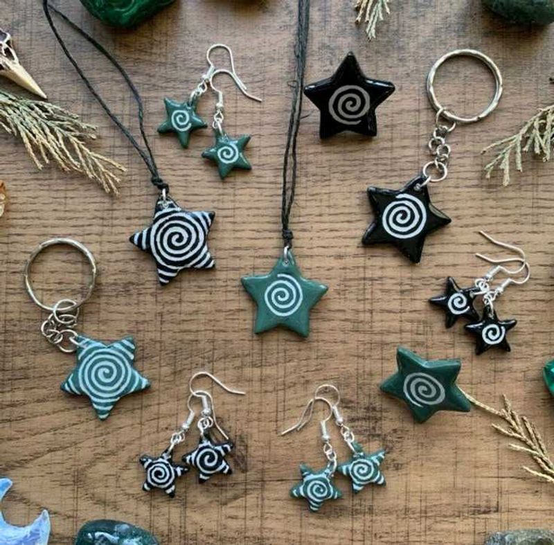 y2kUnique Star Pendant &amp; Earring Set
