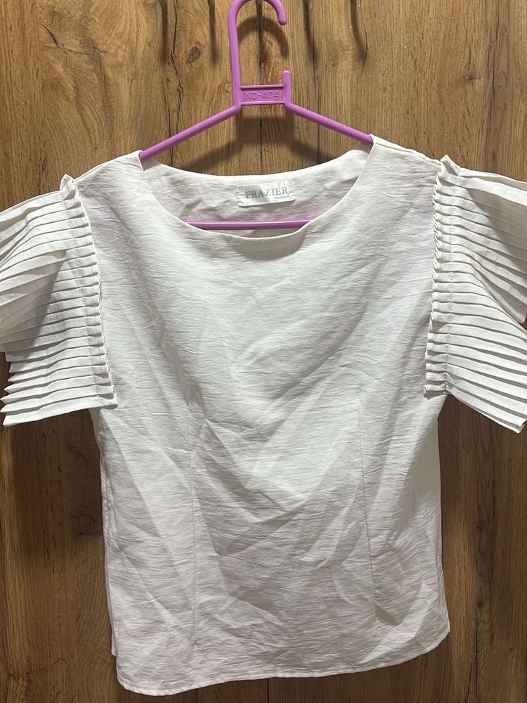 Chic Pleated Sleeve White Top