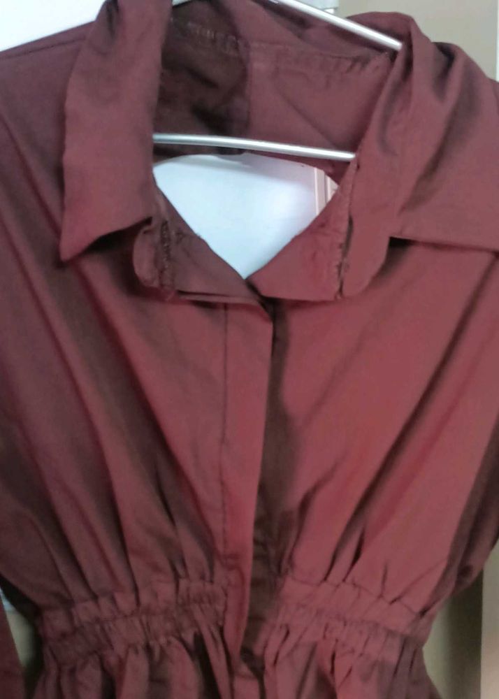 Maroon Collared Button-Up Tunic crop top