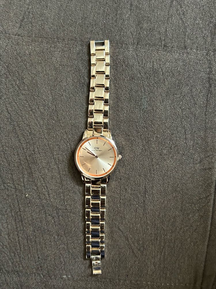 Daniel Wellington Rose Gold Watch