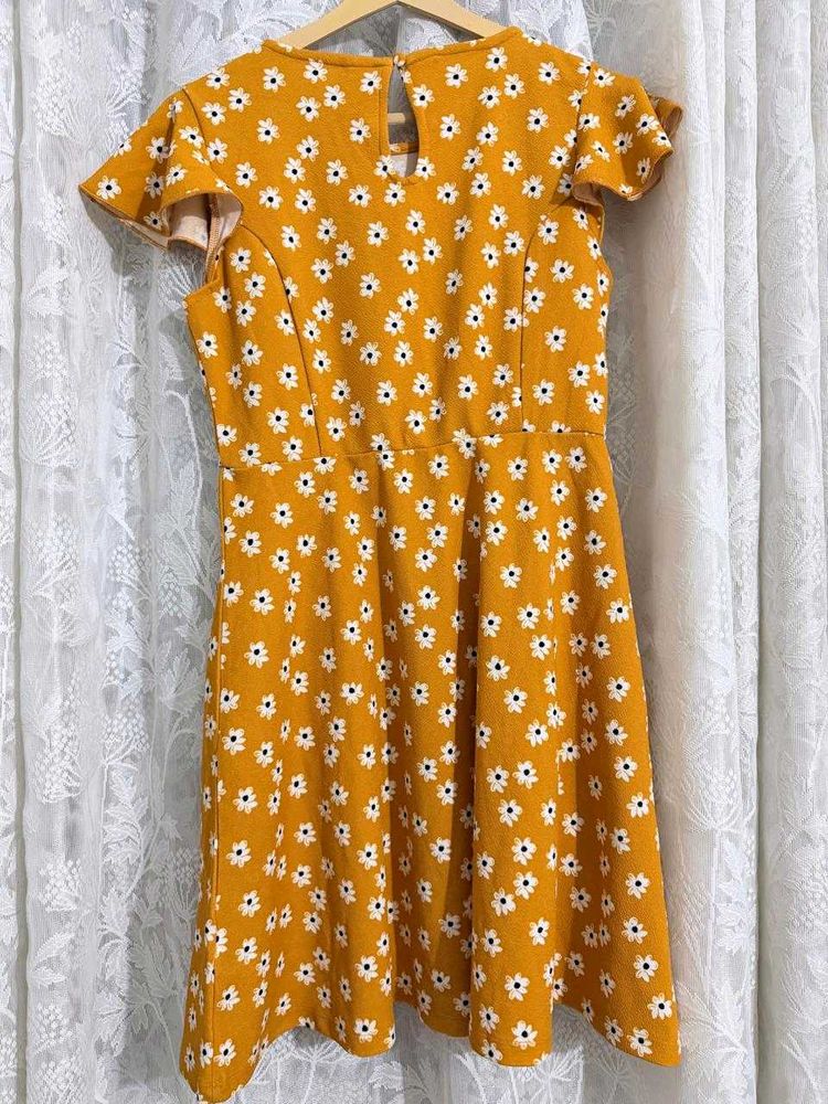 RIO Cute Yellow Floral Mini Dress