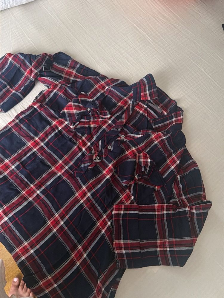 Classic Plaid Button-Up Shirt