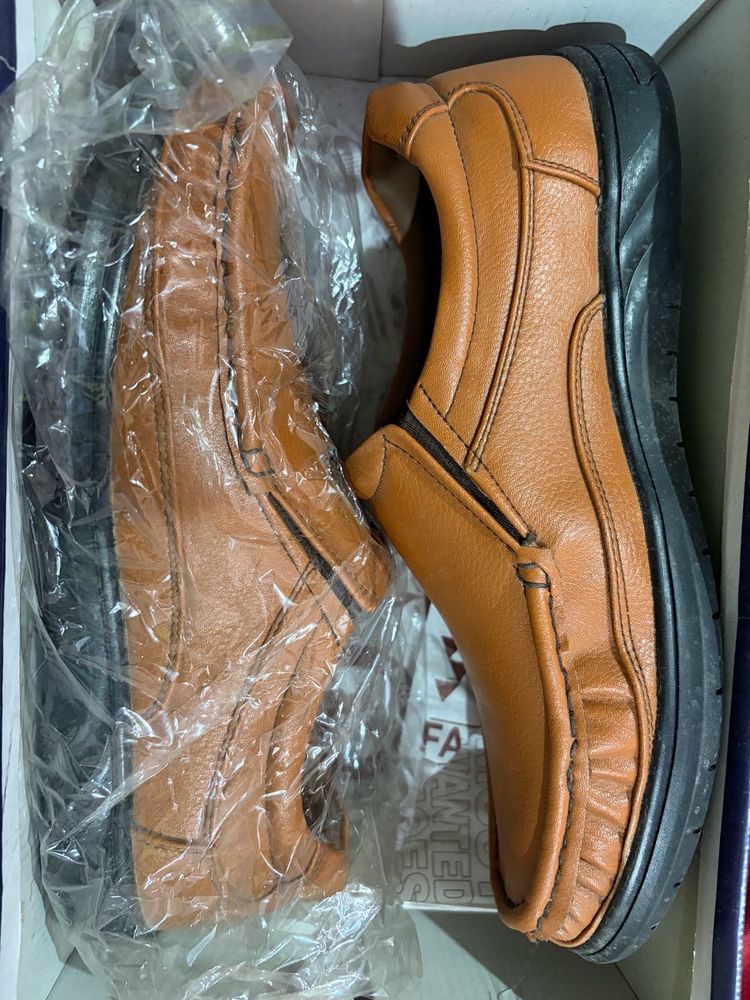 Brown Leather Loafers(Most comfortable,7Si