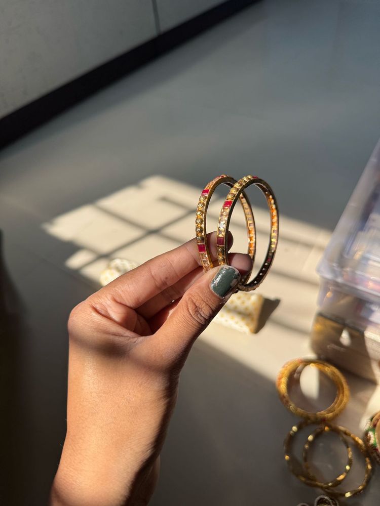 Beautiful combo Set of Bangles