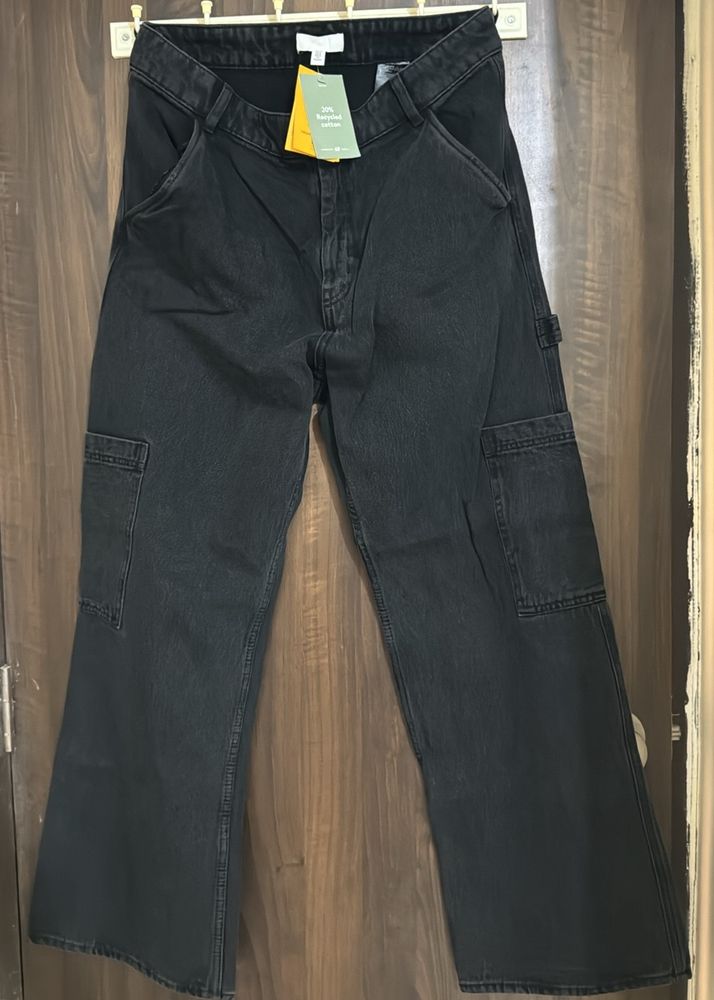 H&amp;M Charcoal Cargo Trousers