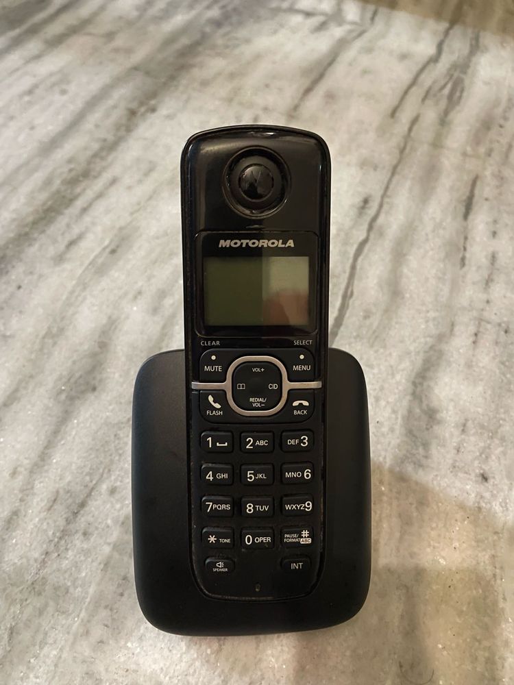 Motorola Cordless Landline Phone with Base