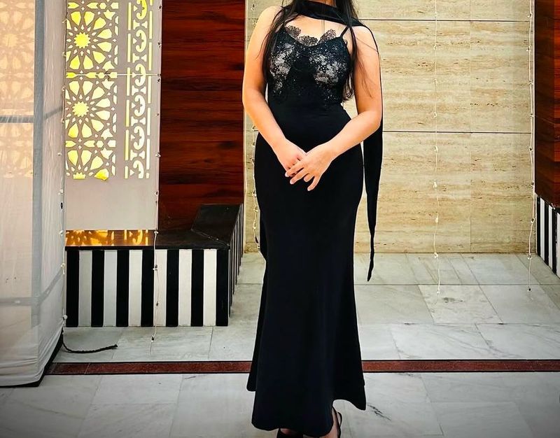 Elegant Black Lace Dress
