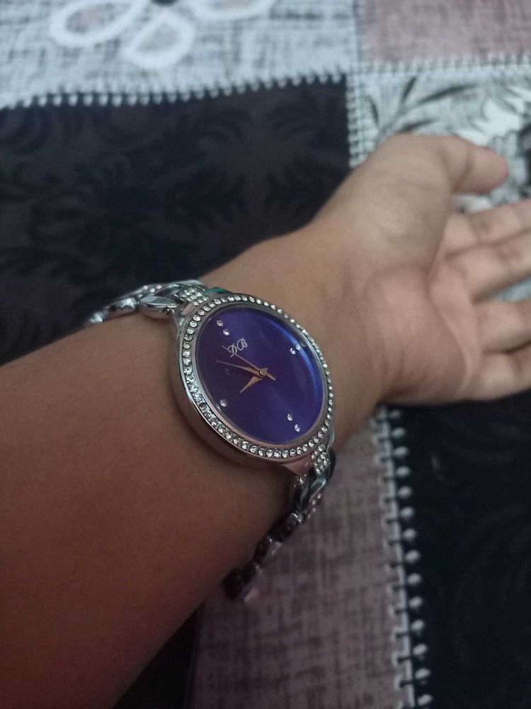 Dimond Watch Rare Blue Display