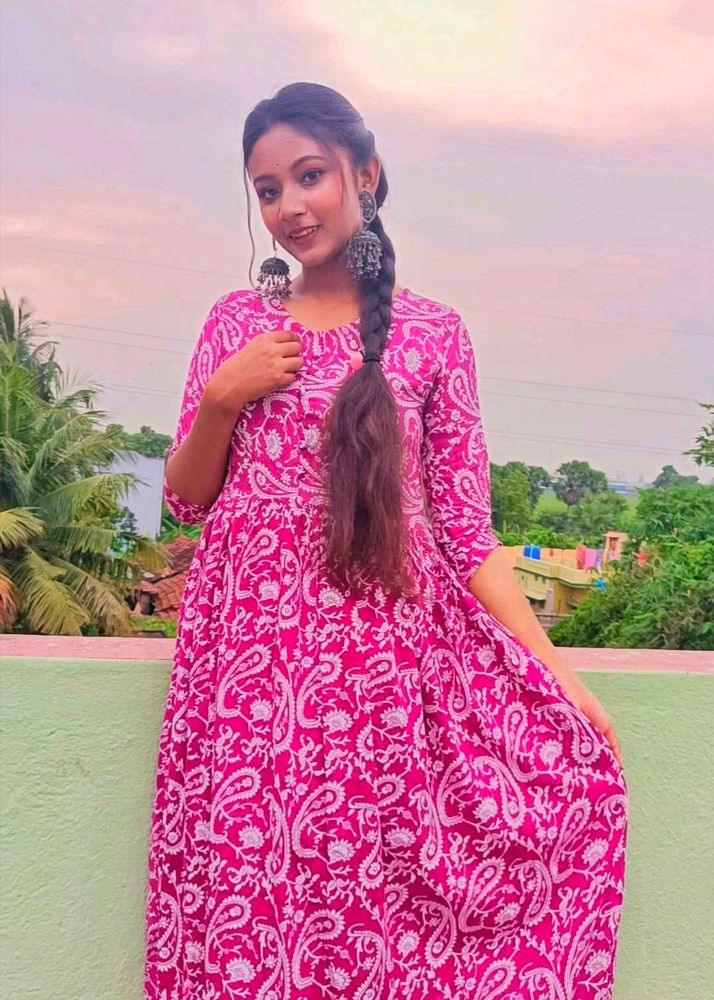 Beautiful Pink Paisley Print Kurta